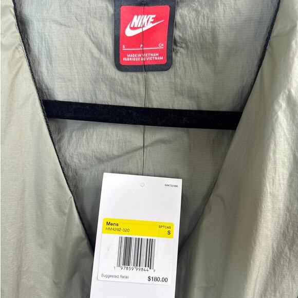NWT Nike Tech Woven Loose Fit Lightweight Army/Black Vest Mens Sz S (HM4262-320) - Picture 7 of 11
